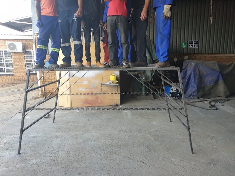 Mobile Work Platform 4